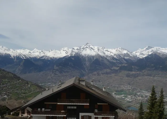 Beaulieu Cosy & Center